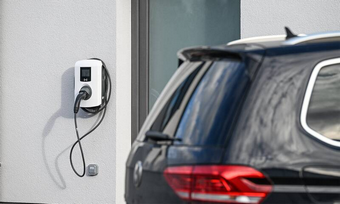 Borne de recharge des voitures électriques – Bientôt la fin du bonus fiscal