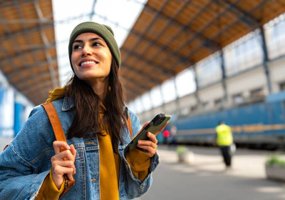 Séjour à l’étranger (vidéo) – Appeler et naviguer sans se ruiner