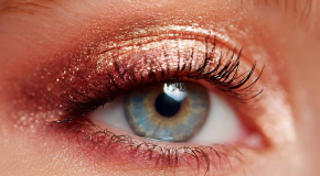 Nanoparticules – Elles envahissent incognito les cosmétiques scintillants