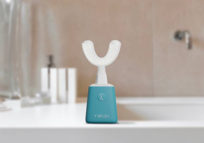 Y-Brush – La brosse à dents « révolutionnaire » n’est pas au point